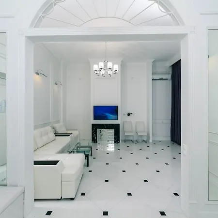 Vip Near Premier Palace&arena * Kiev